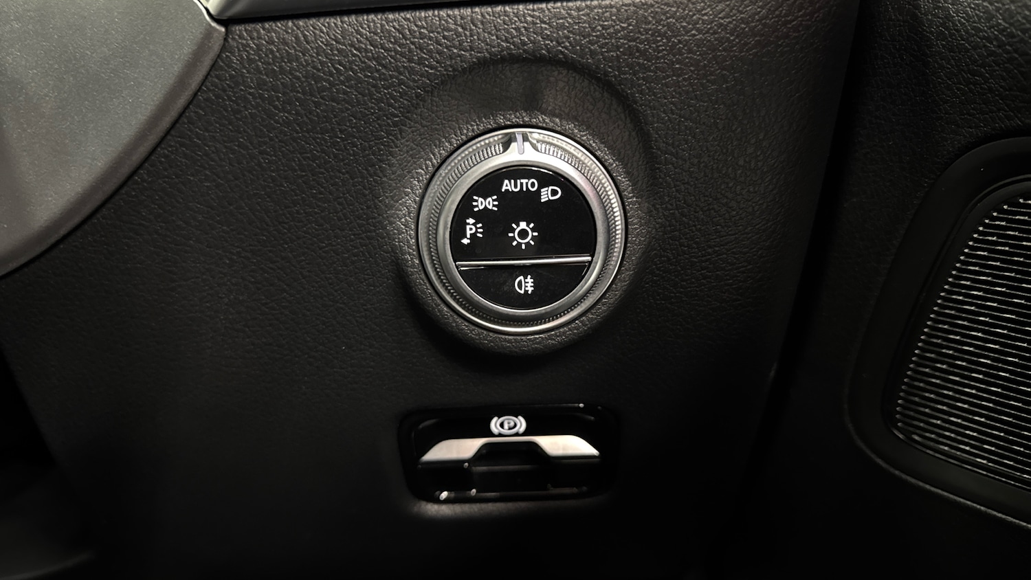 Used Mercedes-Benz C Class 2022 for sale - 76627817: Photo 28