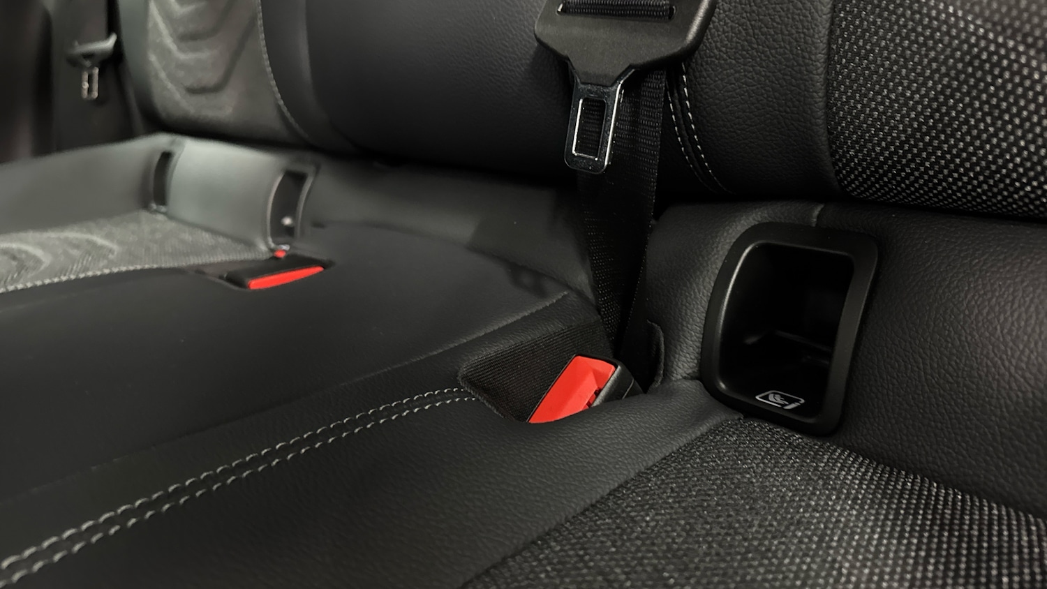 Used Mercedes-Benz GLA 2025 for sale - 77210928: Photo 17