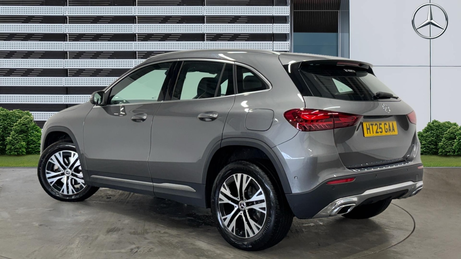 Used Mercedes-Benz GLA 2025 for sale - 77210928: Photo 2