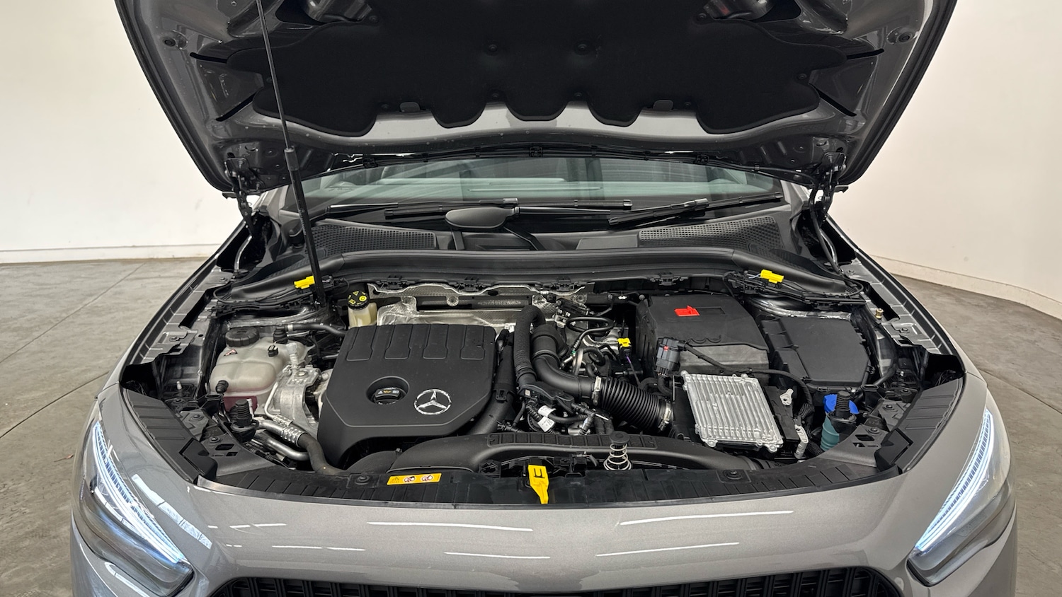 Used Mercedes-Benz GLA 2025 for sale - 77210928: Photo 8