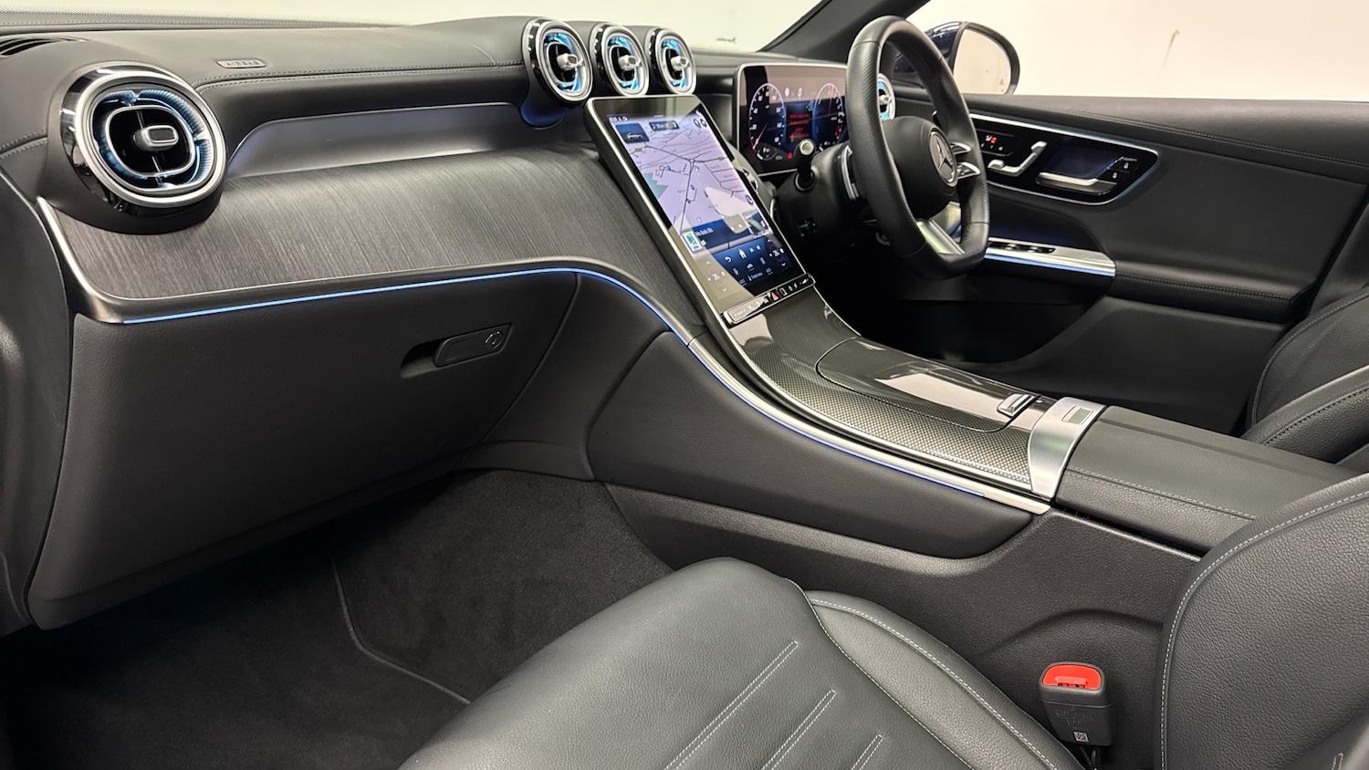 Used Mercedes-Benz GLC 2024 for sale - 77541902: Photo 9