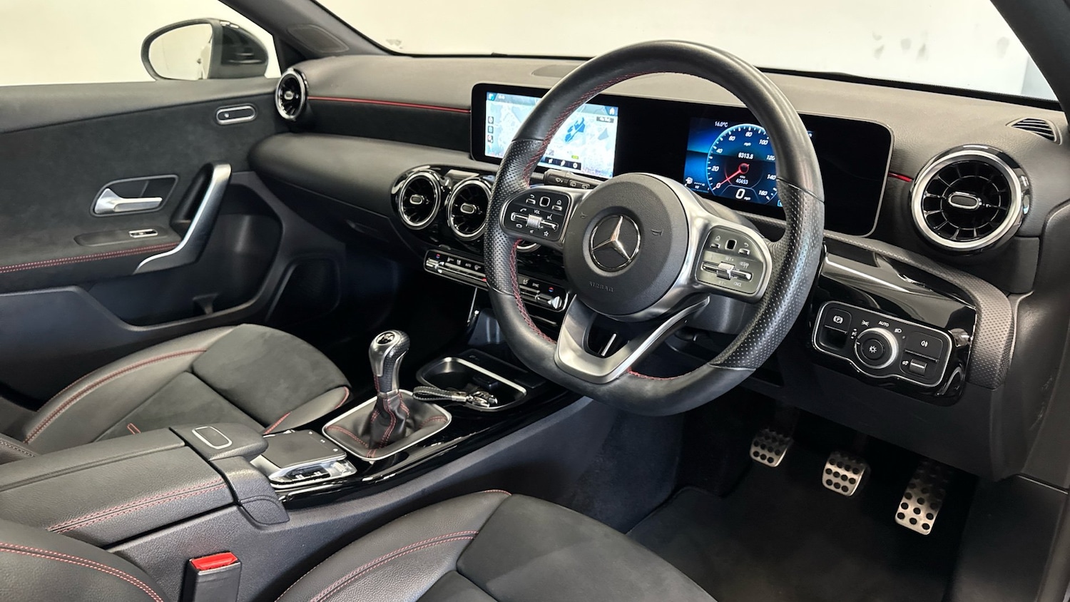 Used Mercedes-Benz A-Class 2021 for sale - 76612542: Photo 11