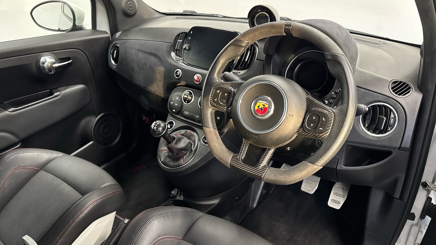 Used Abarth 695 2021 for sale - 77329072: Photo 11