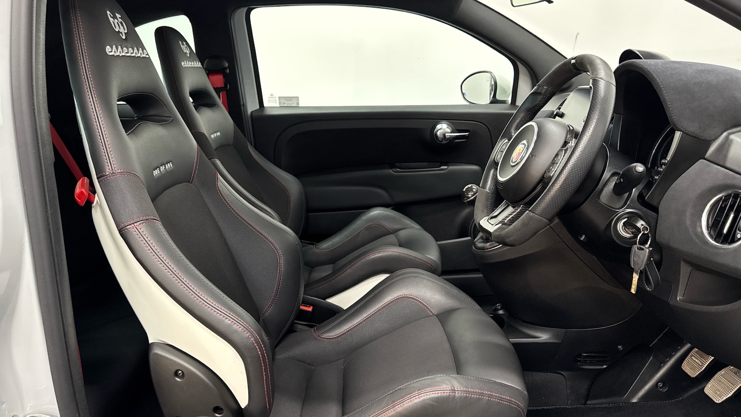 Used Abarth 695 2021 for sale - 77329072: Photo 22