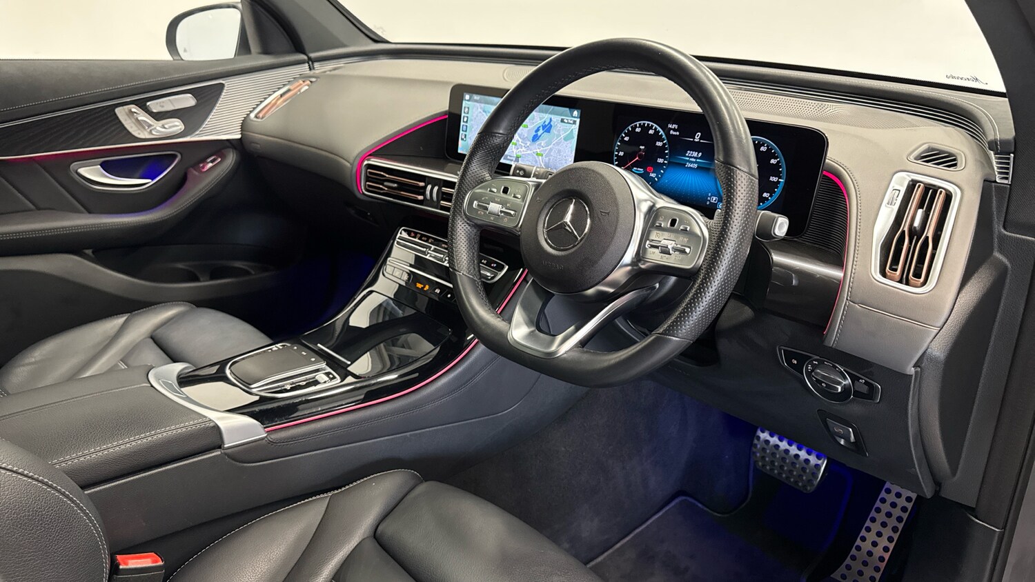 Used Mercedes-Benz EQC 2021 for sale - 77998261: Photo 11