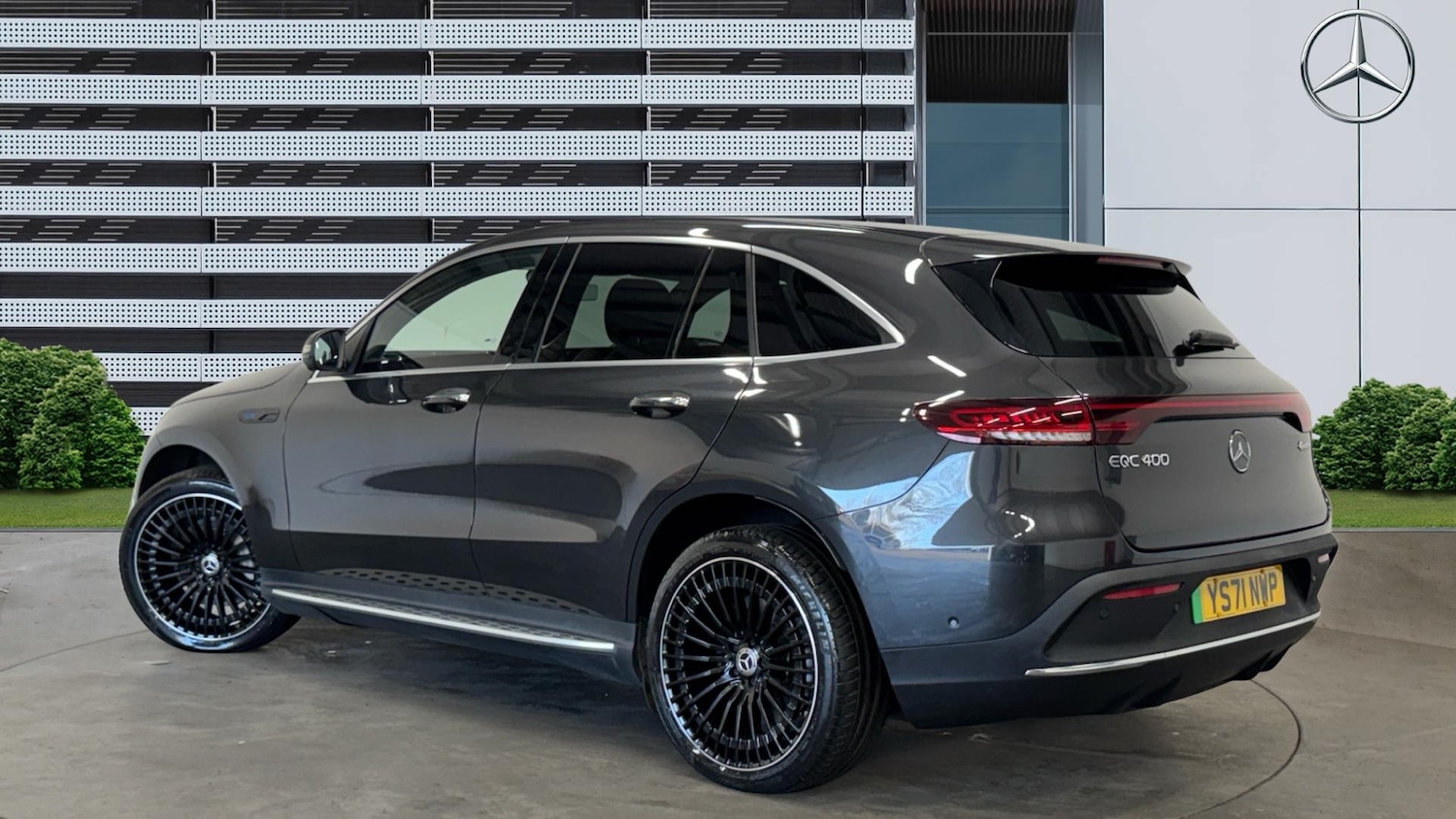 Used Mercedes-Benz EQC 2021 for sale - 77998261: Photo 2