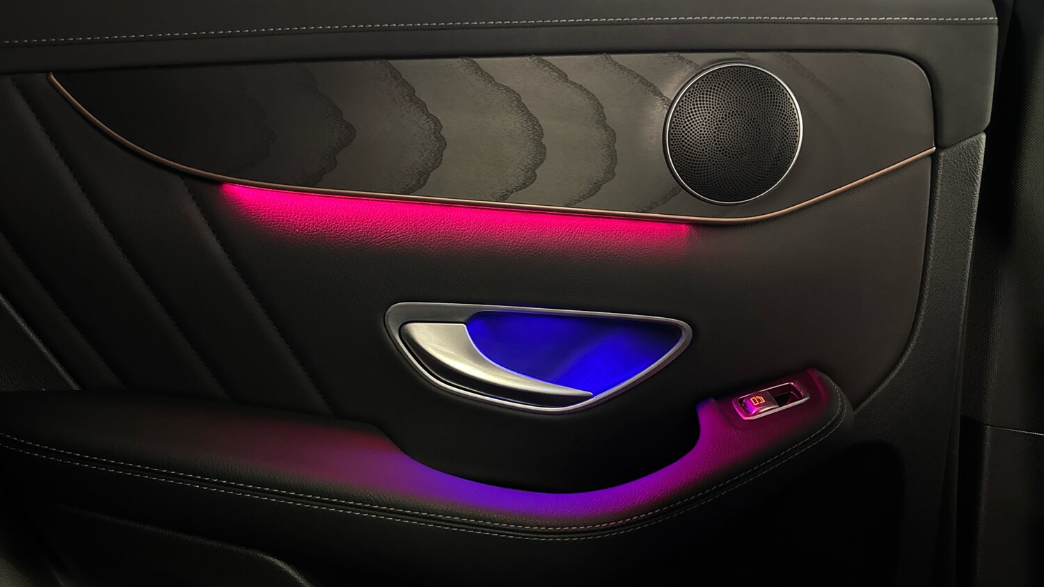 Used Mercedes-Benz EQC 2021 for sale - 77998261: Photo 22