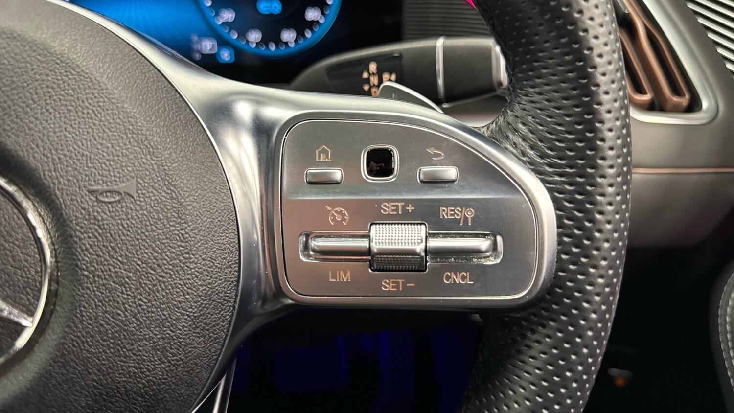 Used Mercedes-Benz EQC 2021 for sale - 77998261: Photo 30