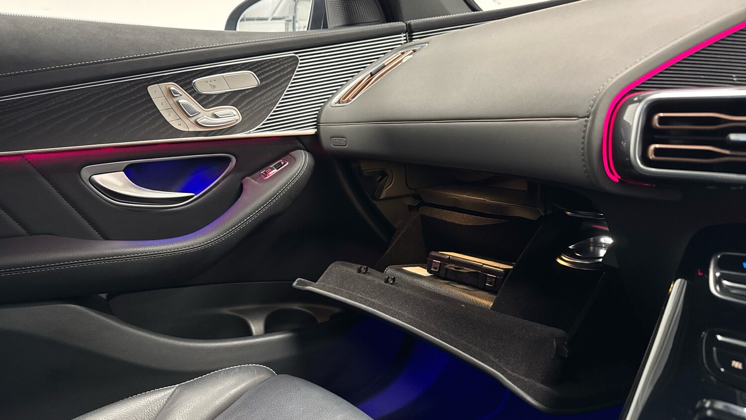 Used Mercedes-Benz EQC 2021 for sale - 77998261: Photo 36