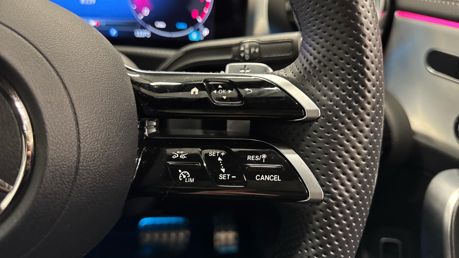 Used Mercedes-Benz CLA 2024 for sale - 76682239: Photo 31