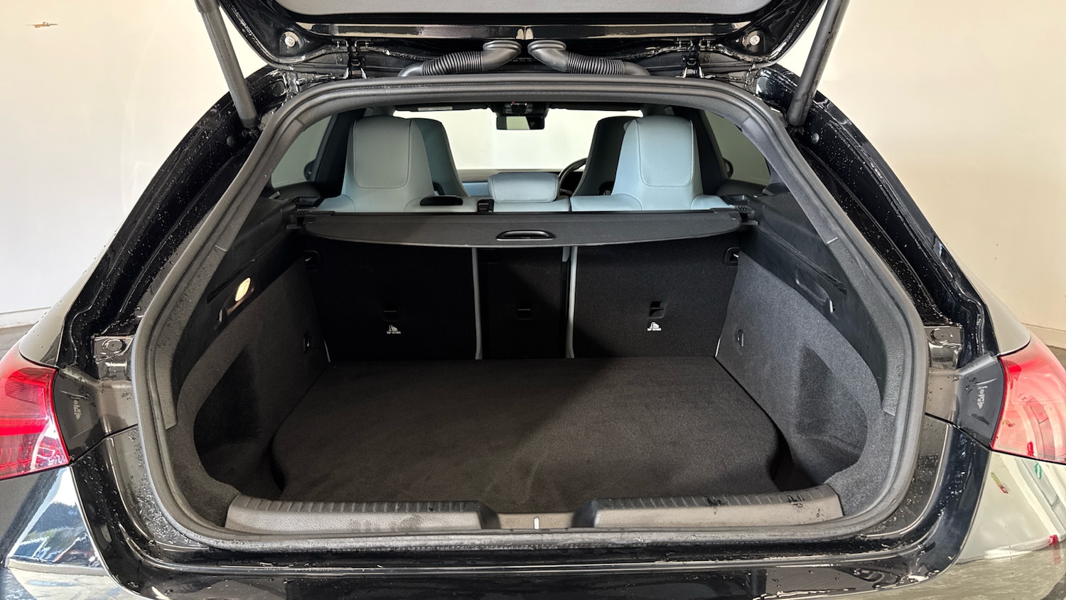 Used Mercedes-Benz CLA 2024 for sale - 76968765: Photo 4