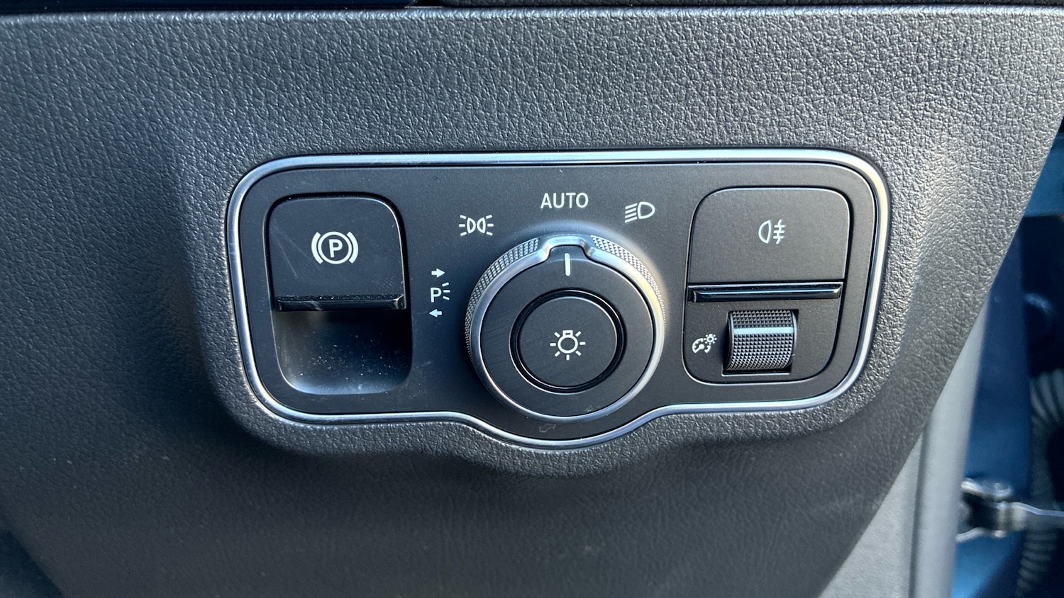 Used Mercedes-Benz GLA 2023 for sale - 77915838: Photo 32