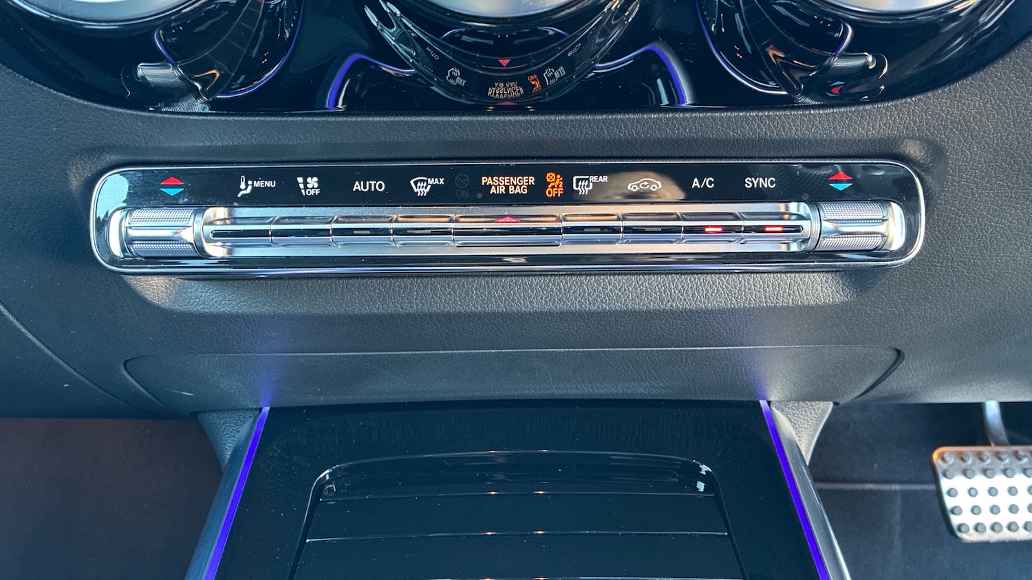 Used Mercedes-Benz GLA 2023 for sale - 77915838: Photo 35