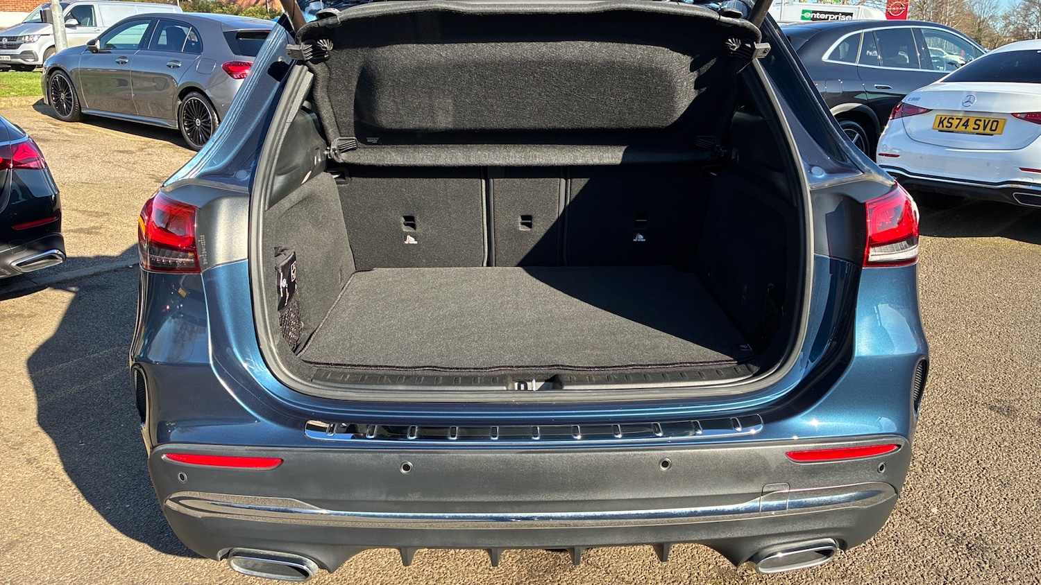 Used Mercedes-Benz GLA 2023 for sale - 77915838: Photo 4