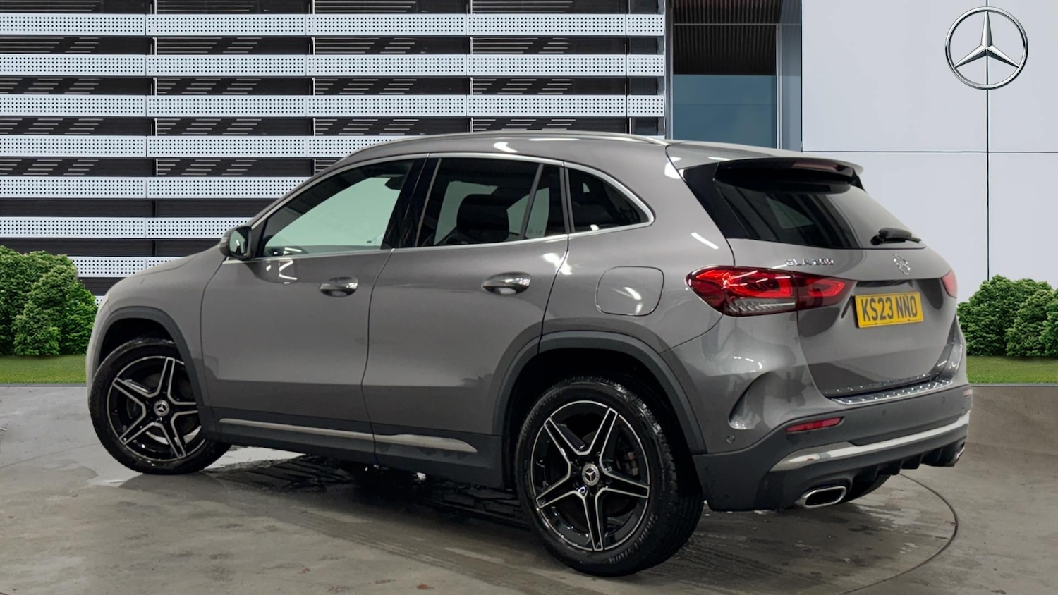 Used Mercedes-Benz GLA 2023 for sale - 77272156: Photo 2