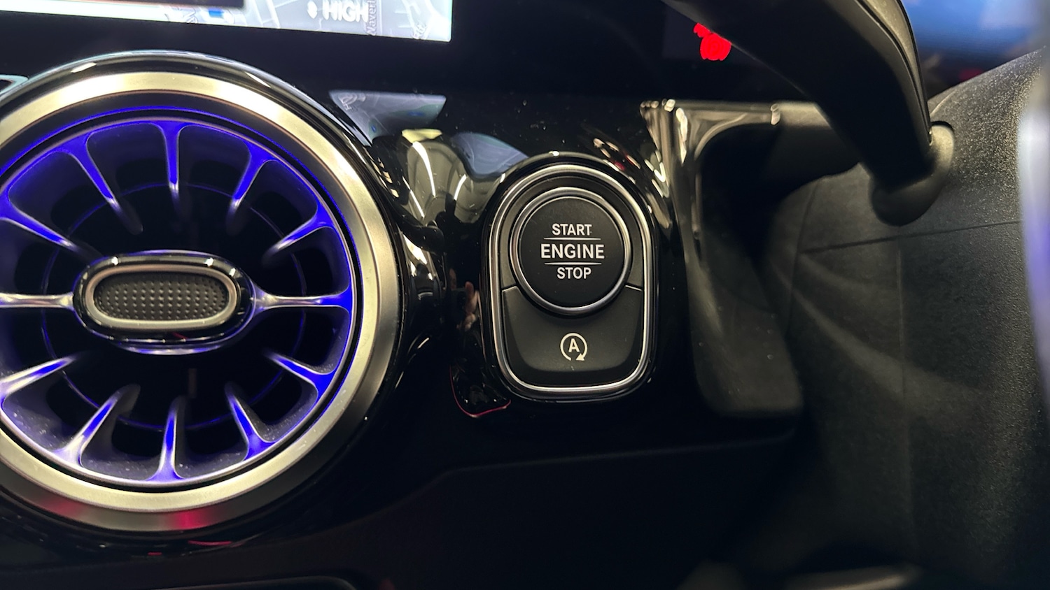 Used Mercedes-Benz GLA 2023 for sale - 77272156: Photo 33