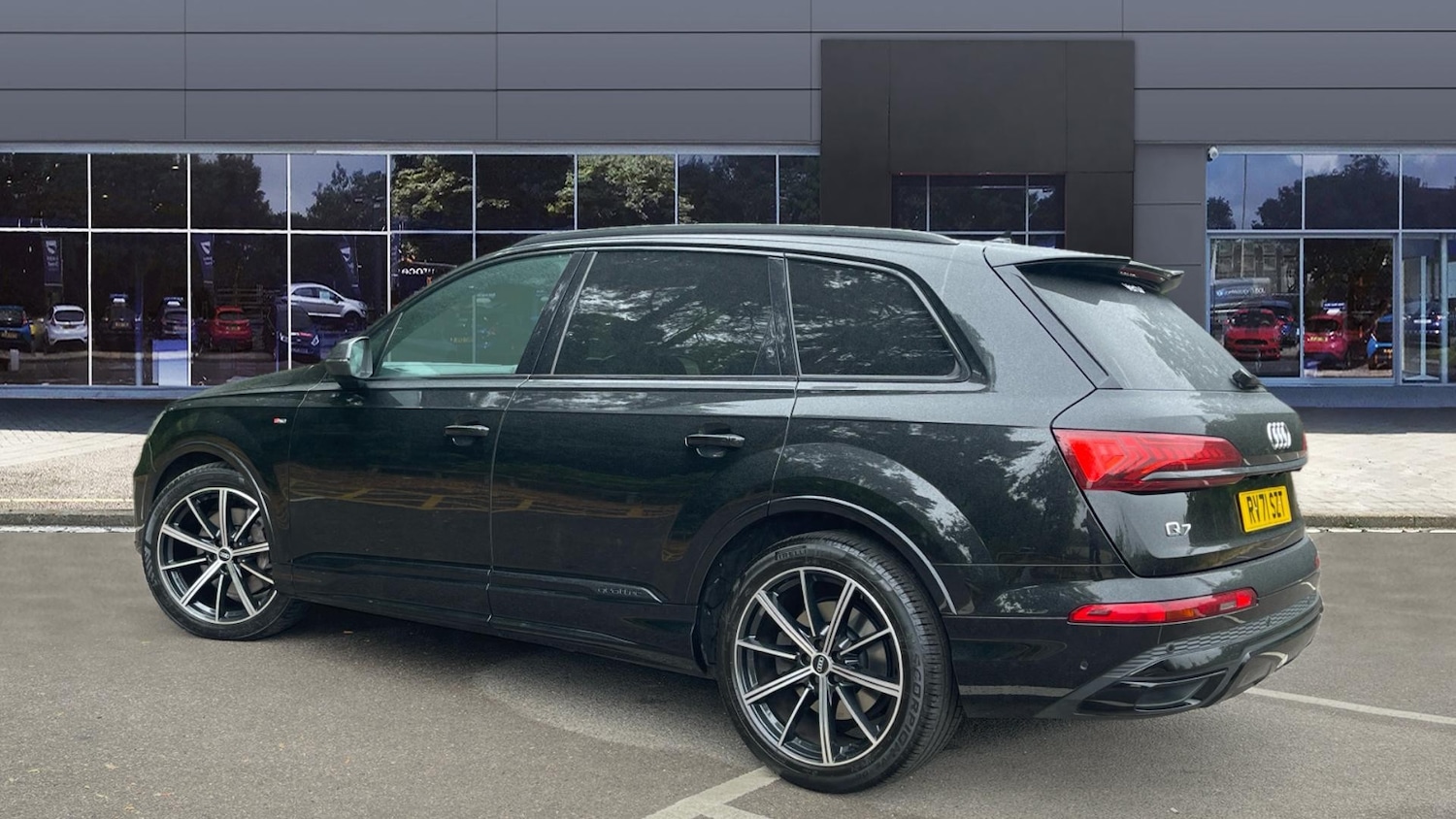Used Audi Q7 2021 for sale - 76030281: Photo 2