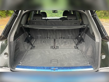 Used Audi Q7 2021 for sale - 76030281: Photo 4