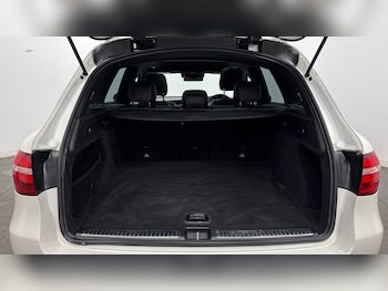 Used Mercedes-Benz GLC 2017 for sale - 77070795: Photo