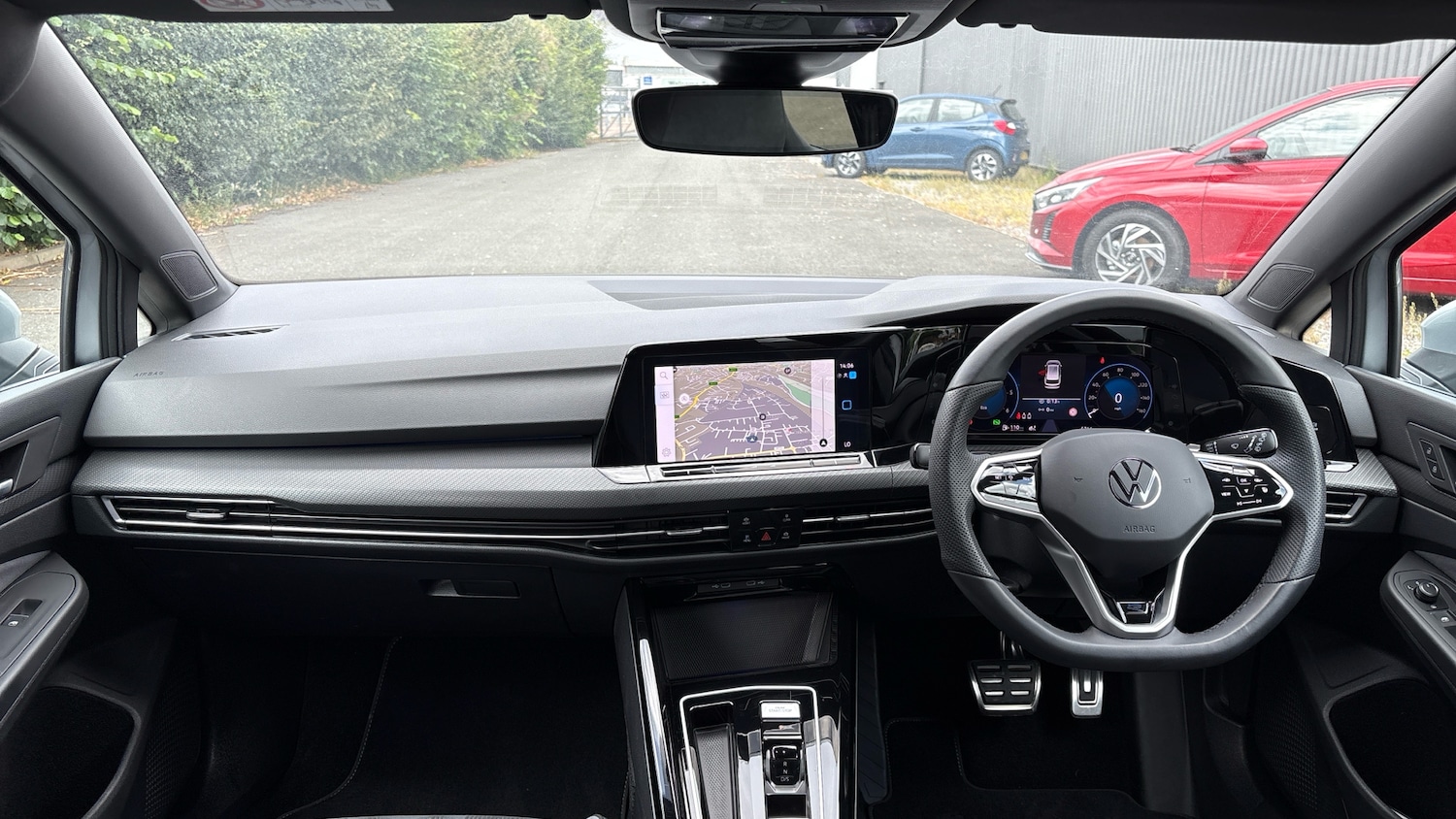 Used Volkswagen Golf 2024 for sale - 76553677: Photo 10