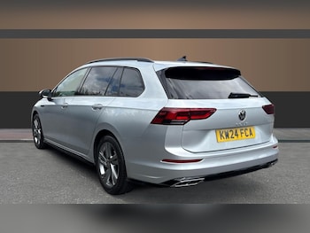 Used Volkswagen Golf 2024 for sale - 76553677: Photo