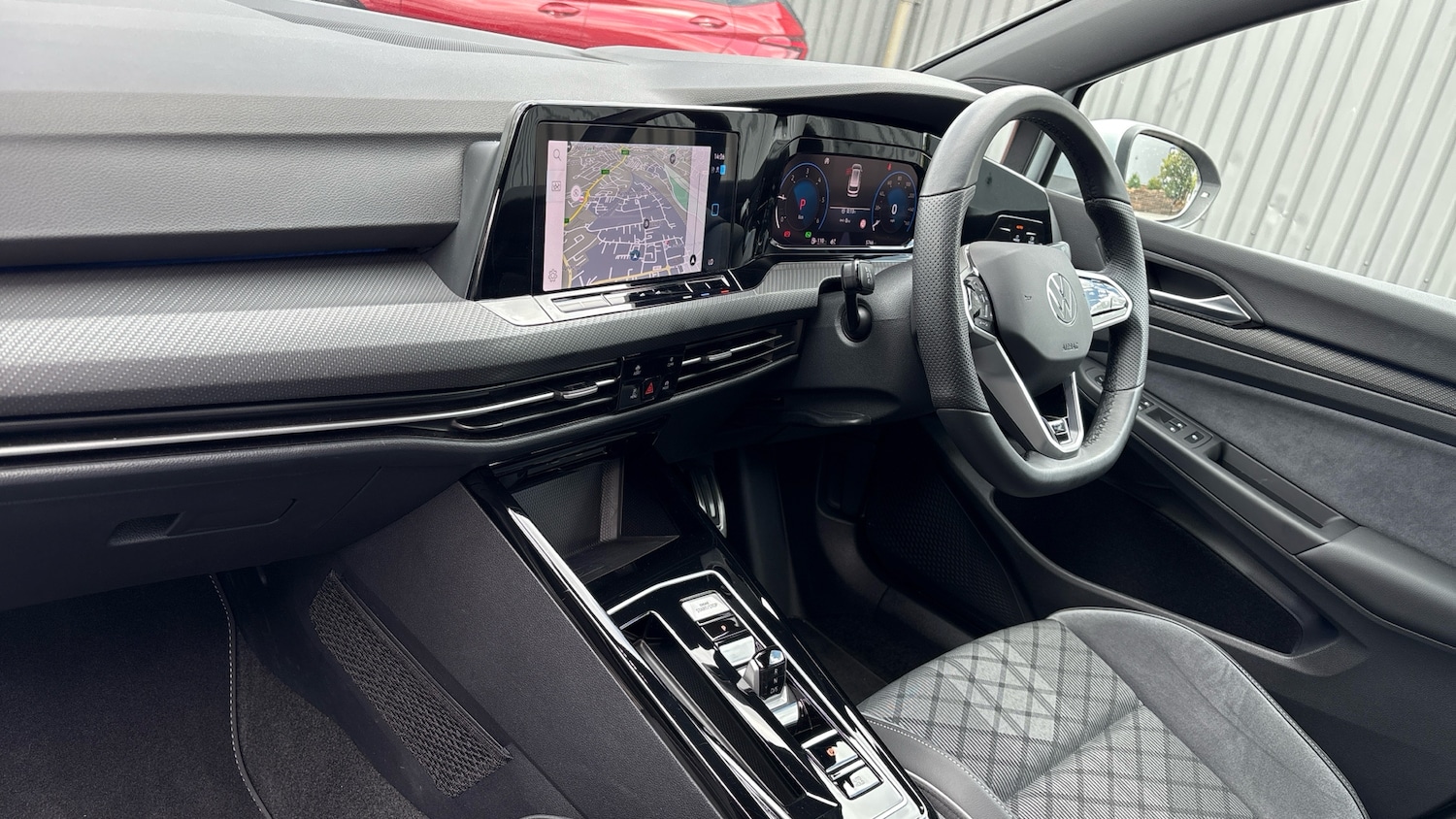 Used Volkswagen Golf 2024 for sale - 76553677: Photo 9