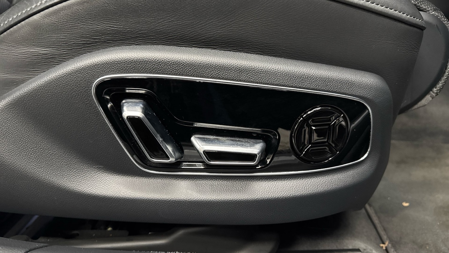 Used Audi A8 2020 for sale - 77220725: Photo 26