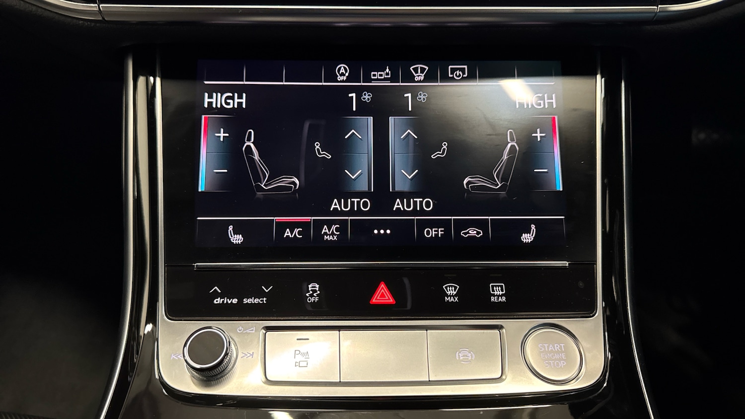 Used Audi A8 2020 for sale - 77220725: Photo 35