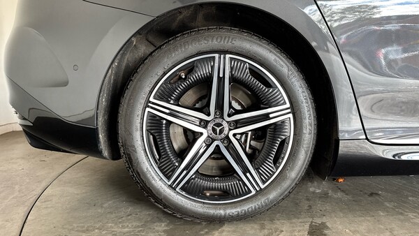 Used Mercedes-Benz EQA 2024 for sale - 76219682: Photo 7