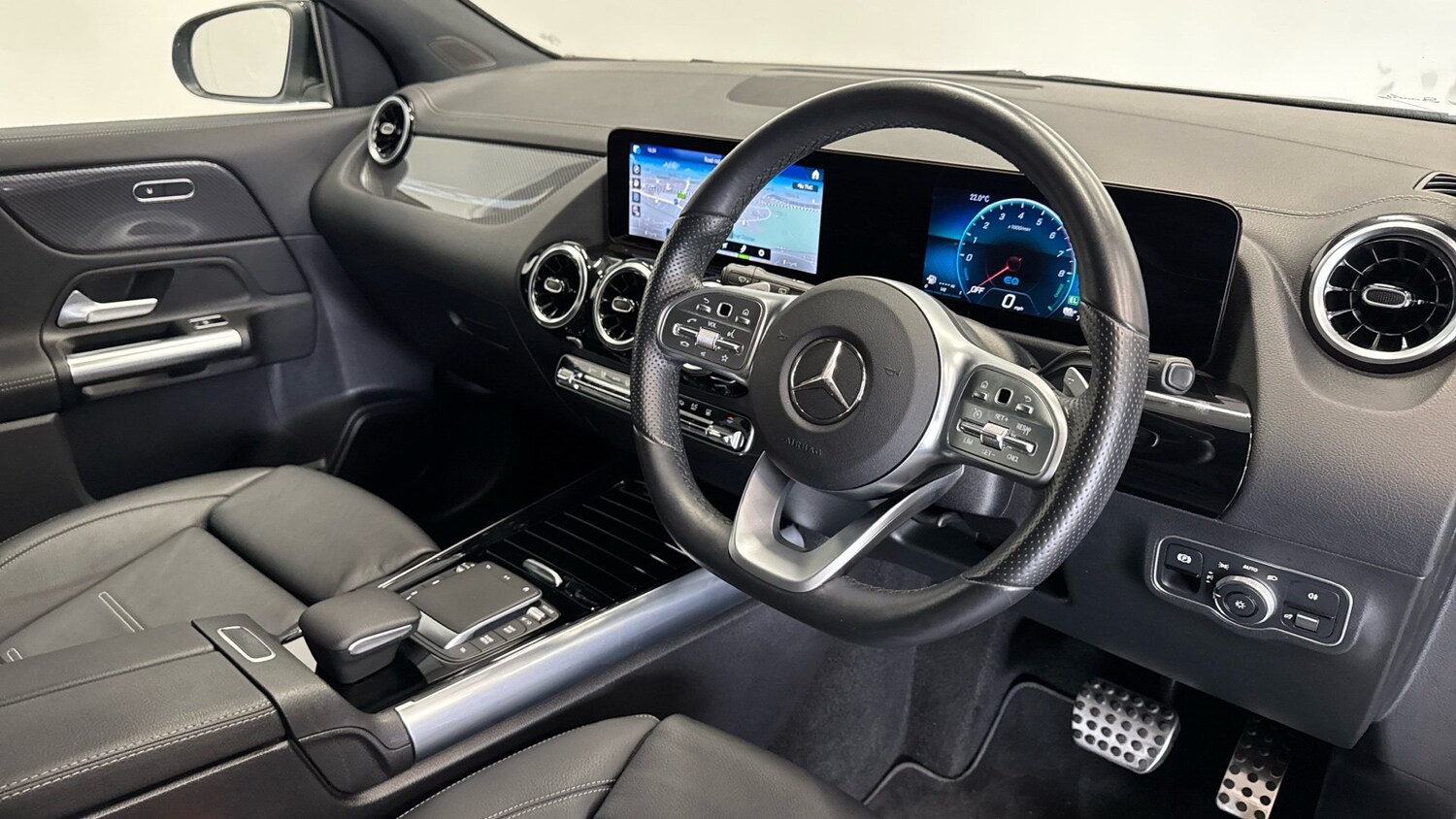 2021 Mercedes-Benz GLA 250e Exclusive Edition 5dr Auto Hatchback Hatchback Hybri - Picture 11 of 24