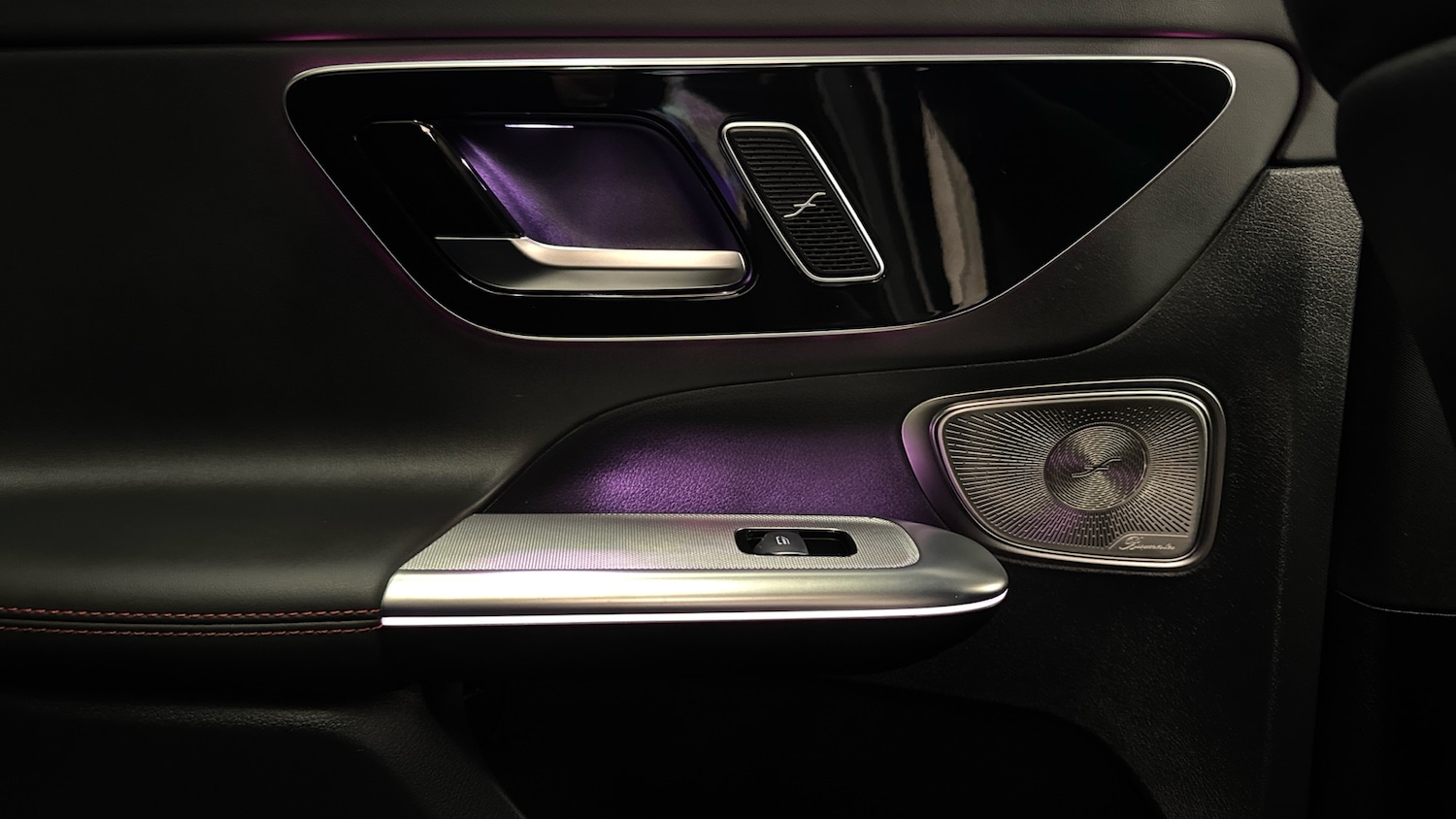 Used Mercedes-Benz GLC 2024 for sale - 77201134: Photo 21