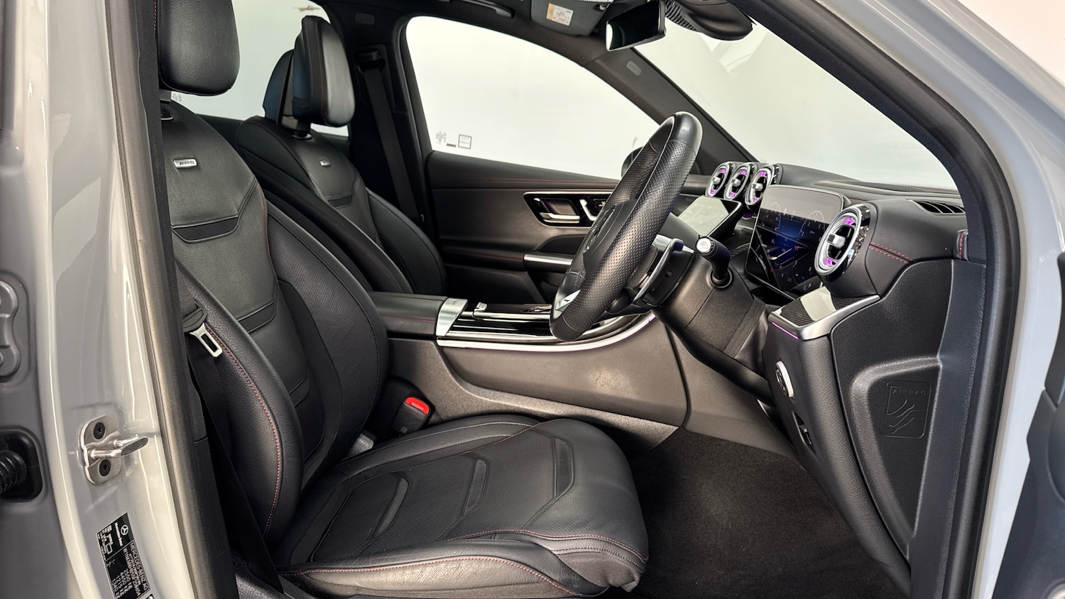 Used Mercedes-Benz GLC 2024 for sale - 77201134: Photo 26