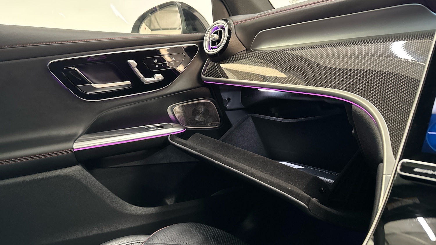 Used Mercedes-Benz GLC 2024 for sale - 77201134: Photo 34