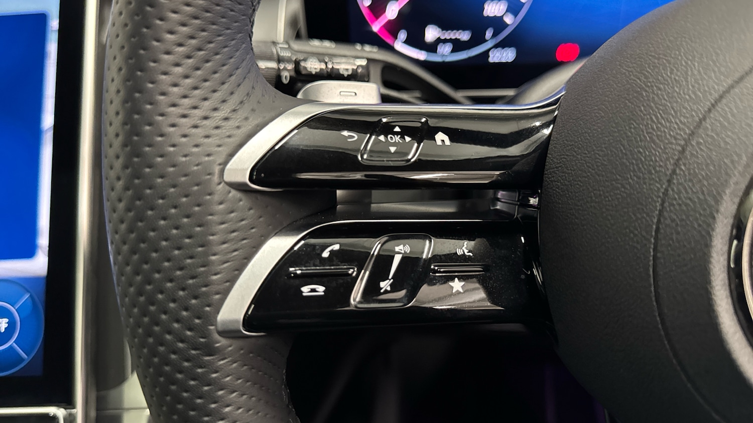 Used Mercedes-Benz GLC 2024 for sale - 77076994: Photo 29