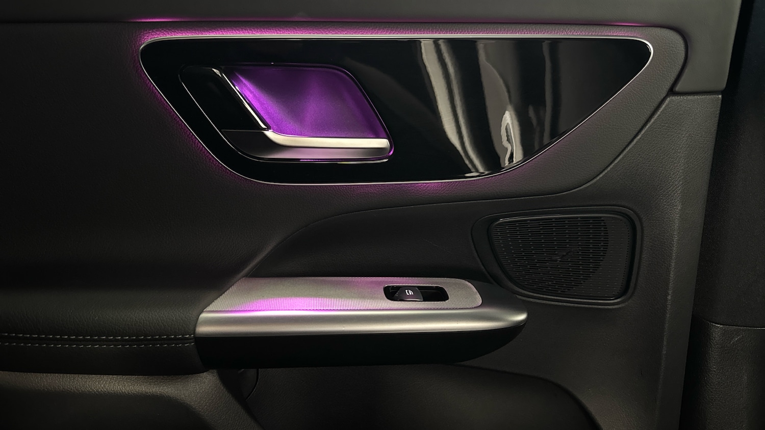 Used Mercedes-Benz GLC 2024 for sale - 78010949: Photo 21