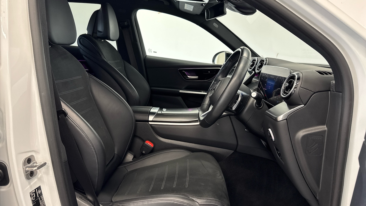 Used Mercedes-Benz GLC 2024 for sale - 78010949: Photo 28