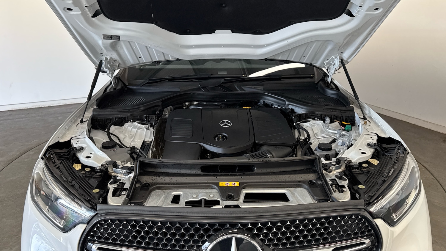 Used Mercedes-Benz GLC 2024 for sale - 78010949: Photo 8