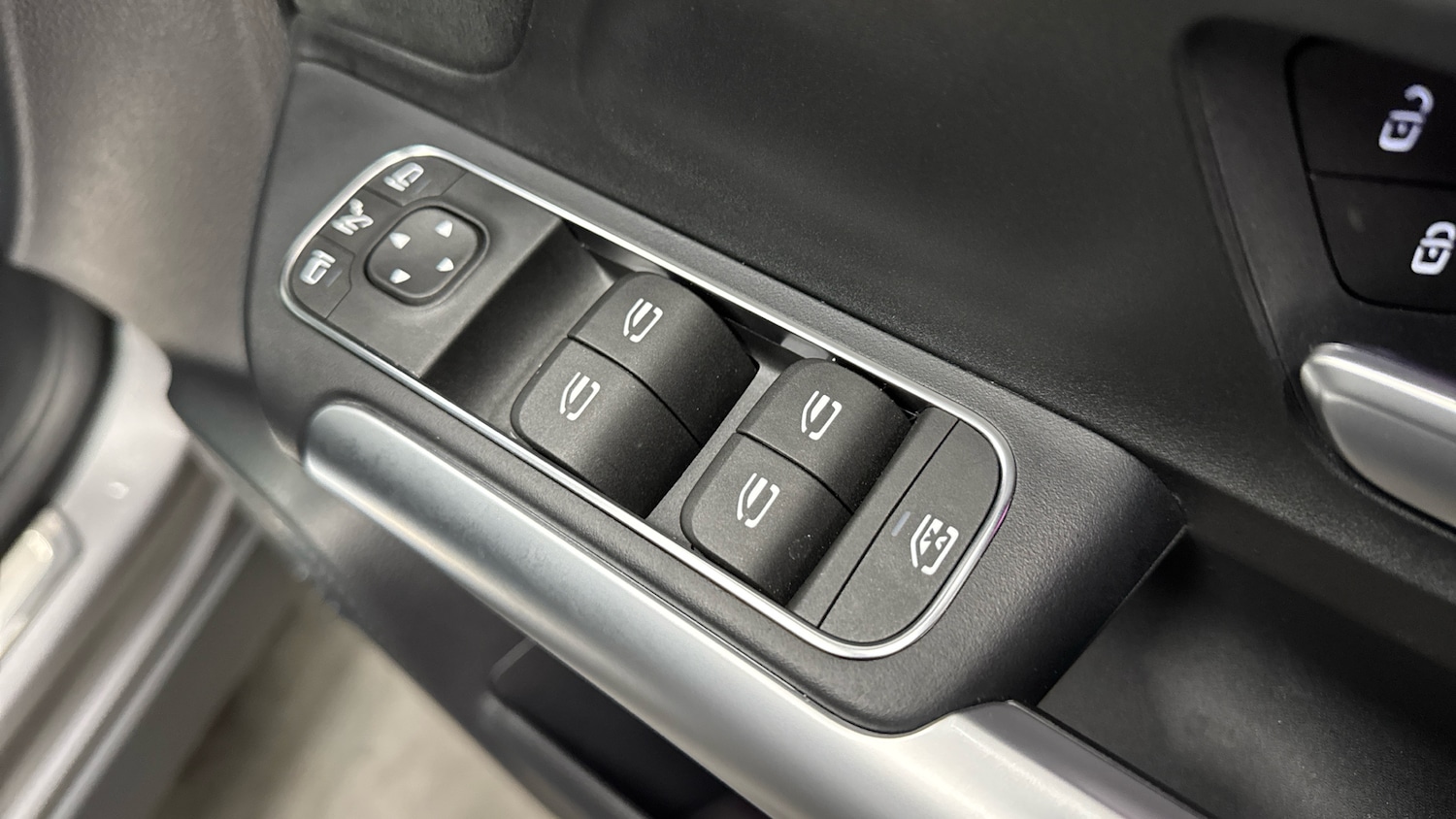 Used Mercedes-Benz EQA 2025 for sale - 77076962: Photo 27