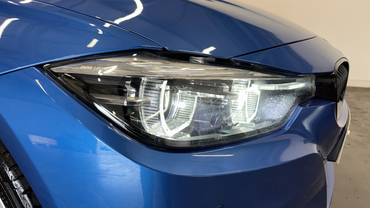 Used BMW 3 Series 2017 for sale - 78078040: Photo 43