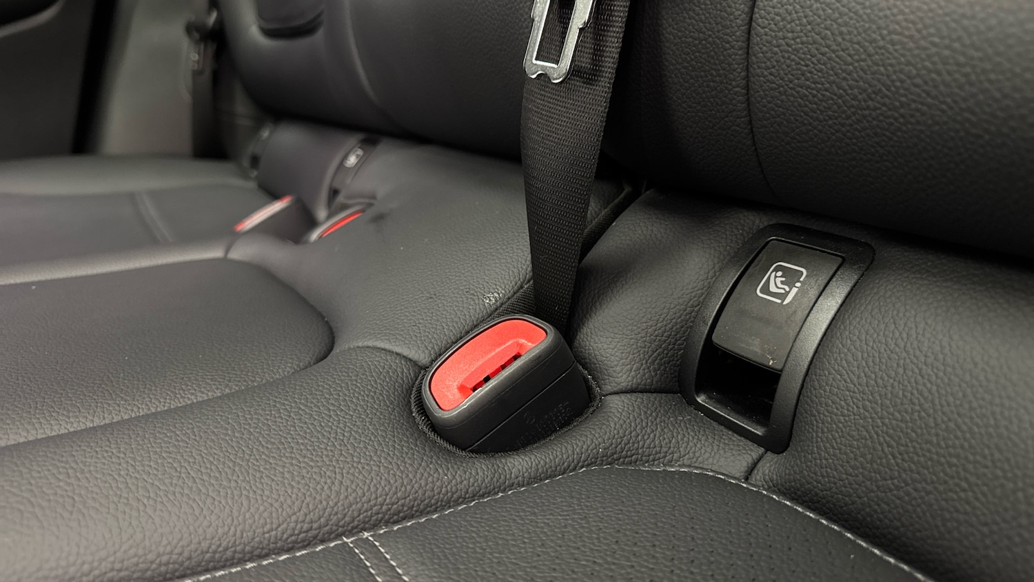 Used Mercedes-Benz GLC 2025 for sale - 77640041: Photo 17