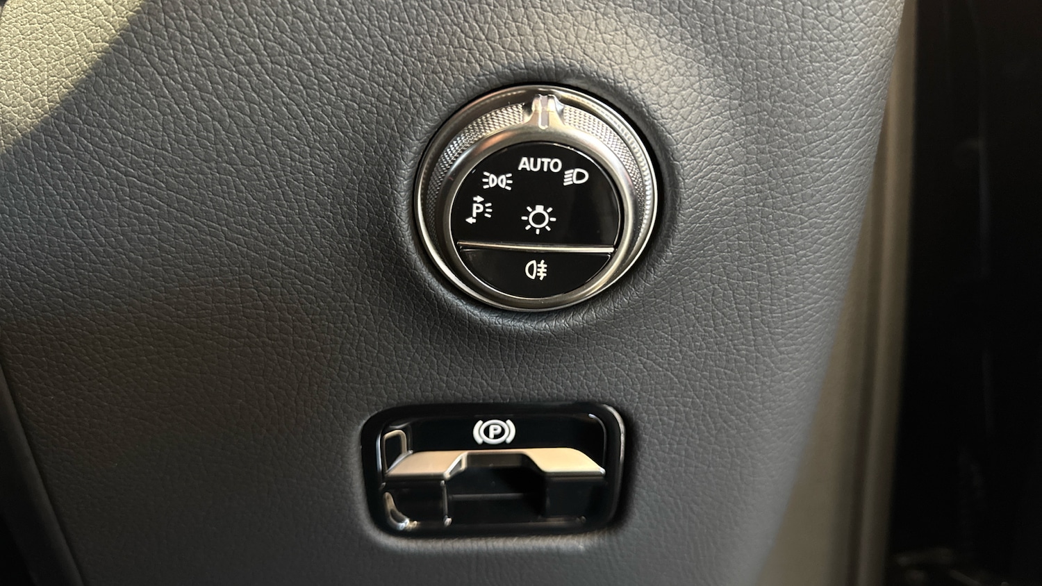 Used Mercedes-Benz GLC 2025 for sale - 77640041: Photo 29