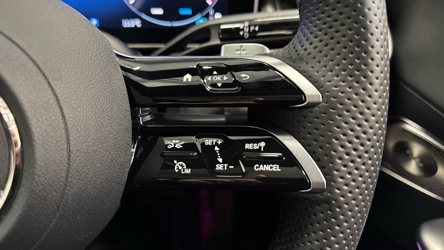 Used Mercedes-Benz GLC 2025 for sale - 77640041: Photo 31