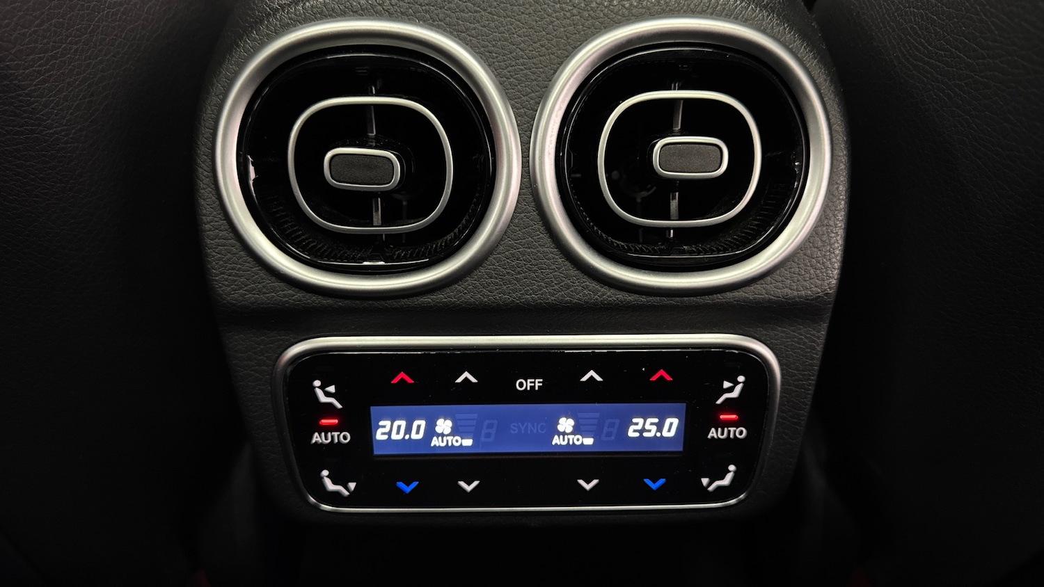 Used Mercedes-Benz C Class 2025 for sale - 77296390: Photo 21