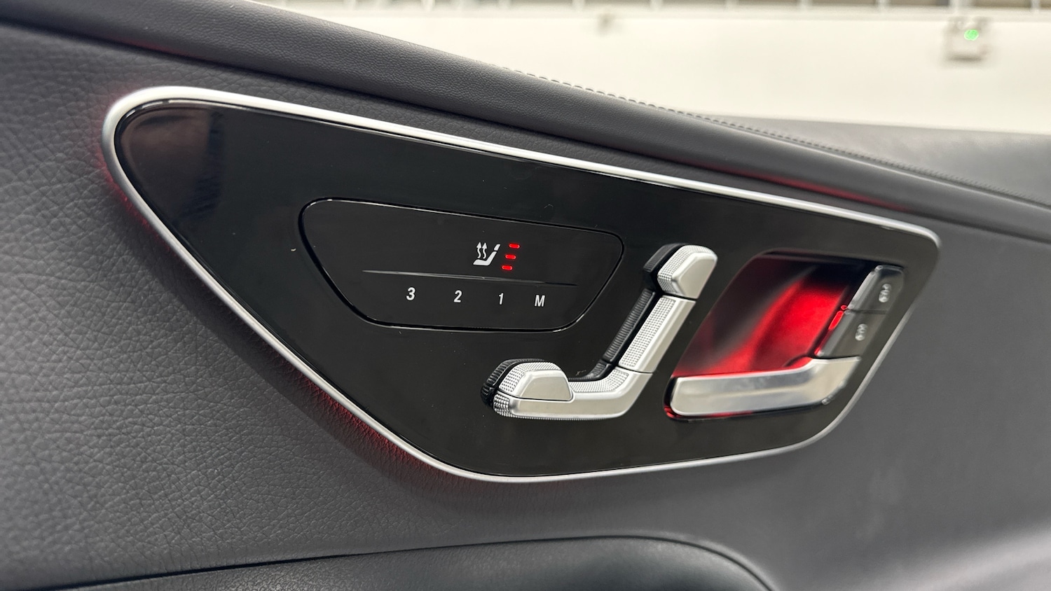 Used Mercedes-Benz C Class 2025 for sale - 77296390: Photo 24