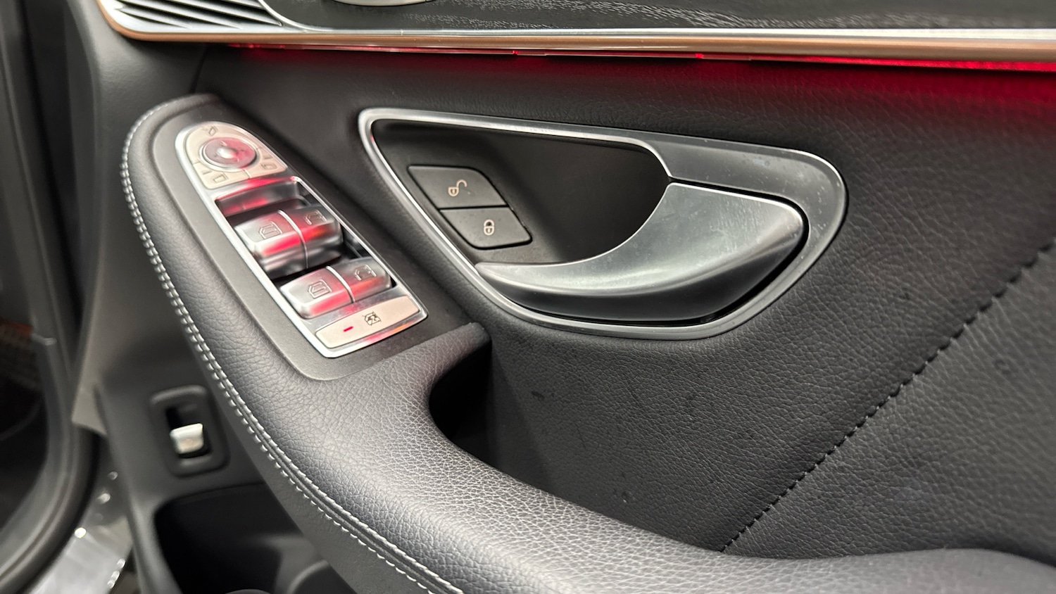 Used Mercedes-Benz EQC 2022 for sale - 76576495: Photo 25