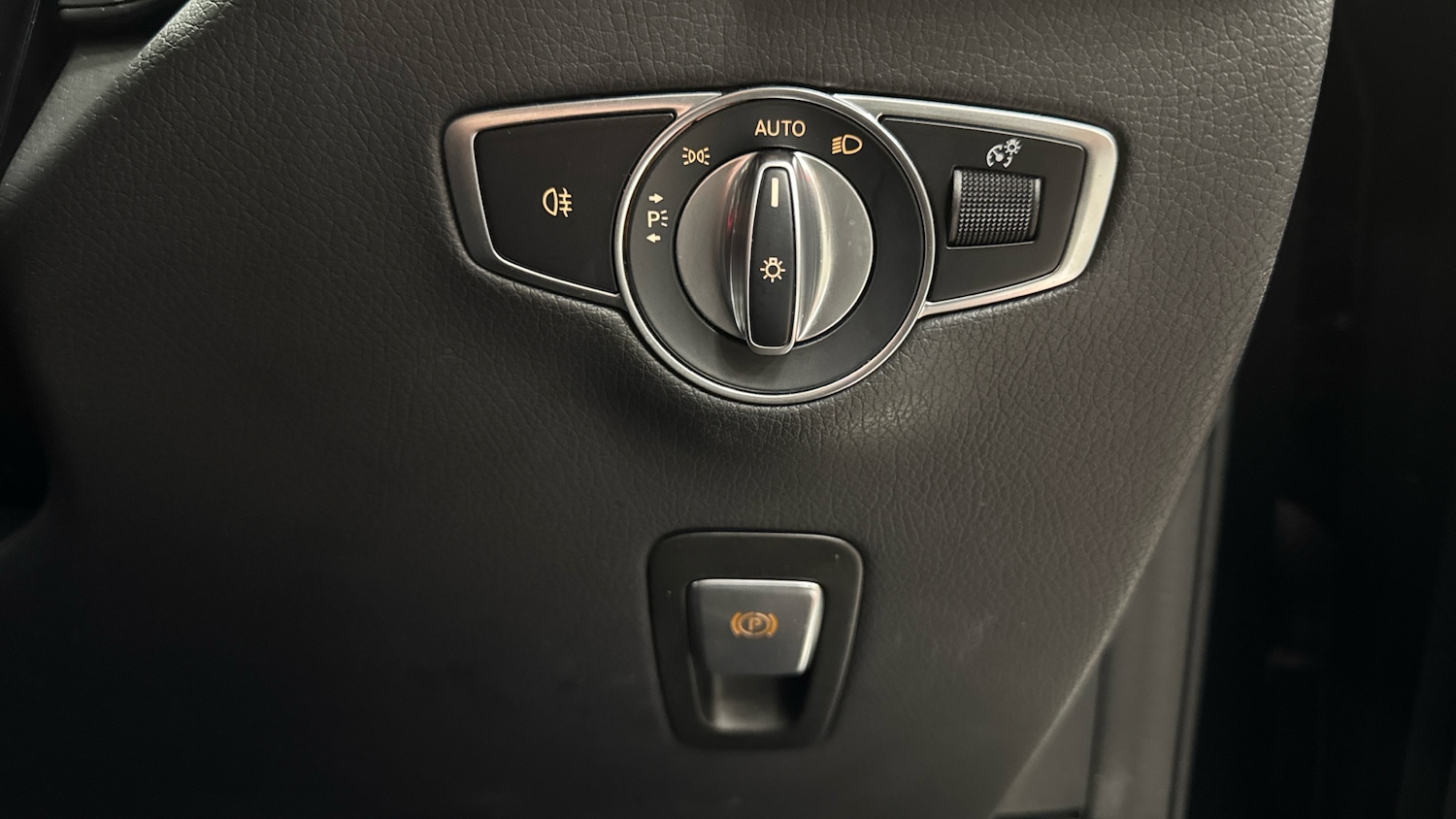 Used Mercedes-Benz EQC 2022 for sale - 76576495: Photo 28