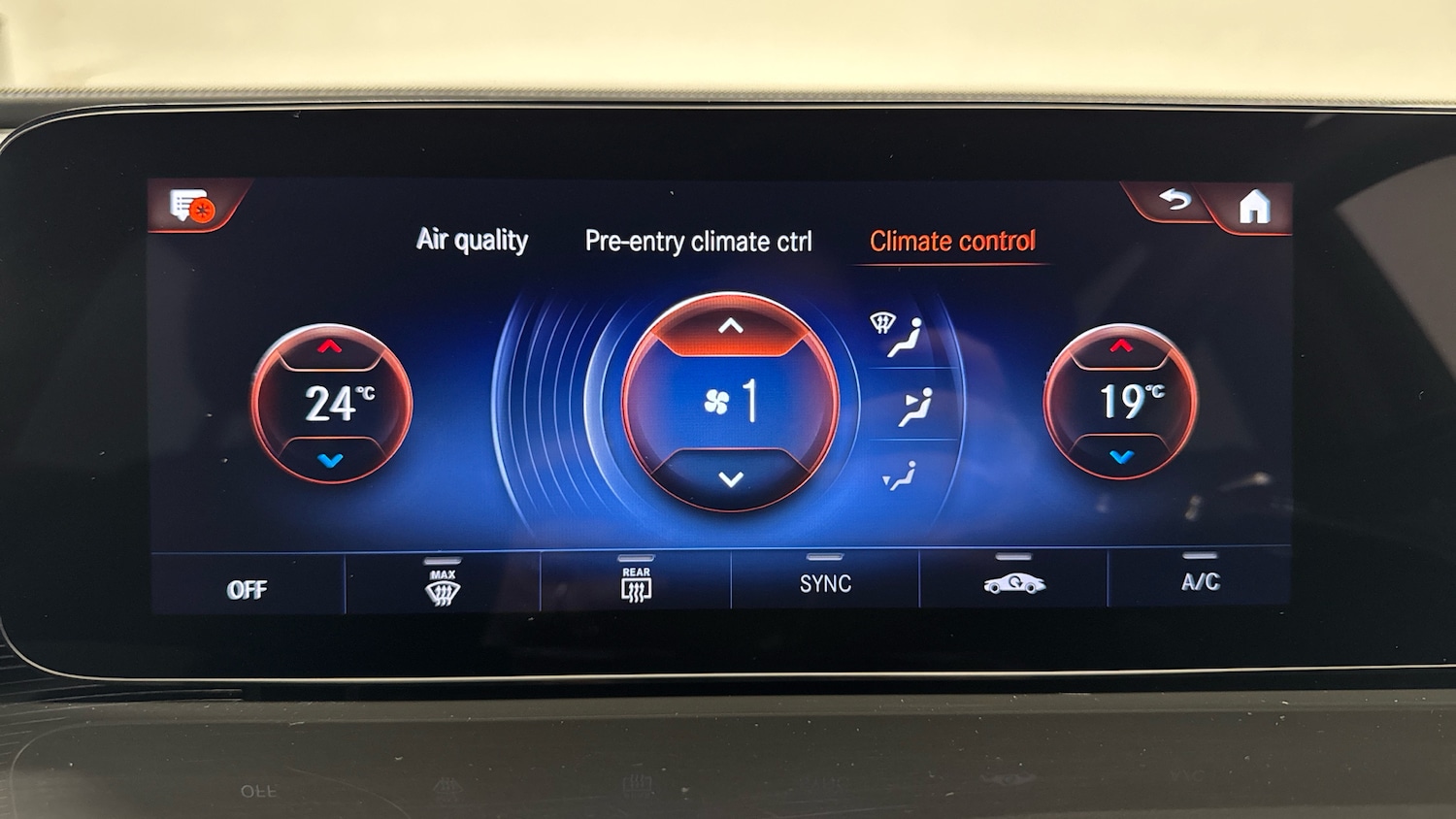 Used Mercedes-Benz EQC 2022 for sale - 76576495: Photo 41