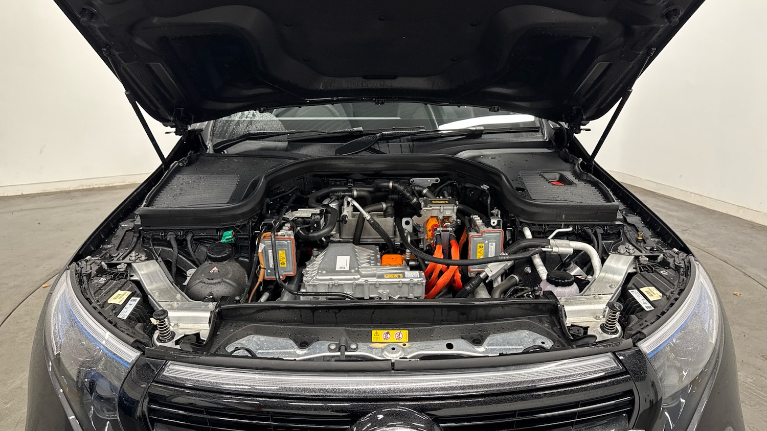 Used Mercedes-Benz EQC 2022 for sale - 76576495: Photo 8