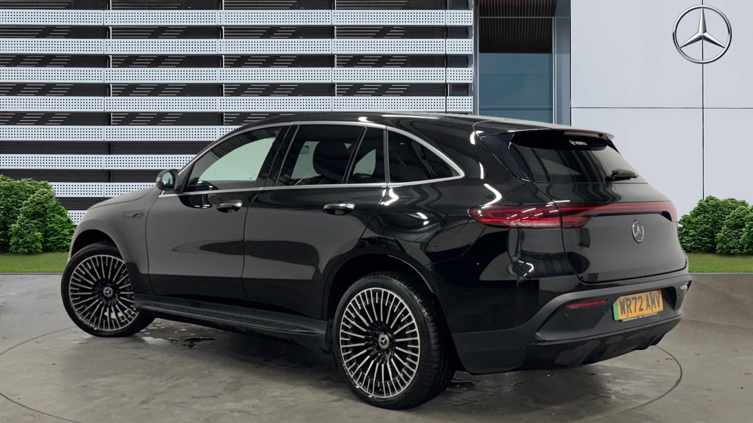 Used Mercedes-Benz EQC 2022 for sale - 76649956: Photo 2