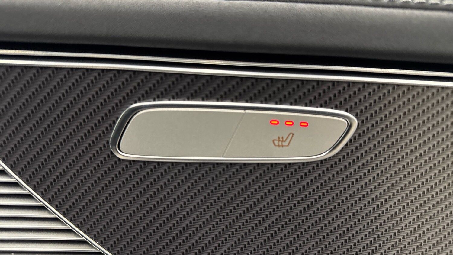 Used Mercedes-Benz EQC 2022 for sale - 76649956: Photo 24